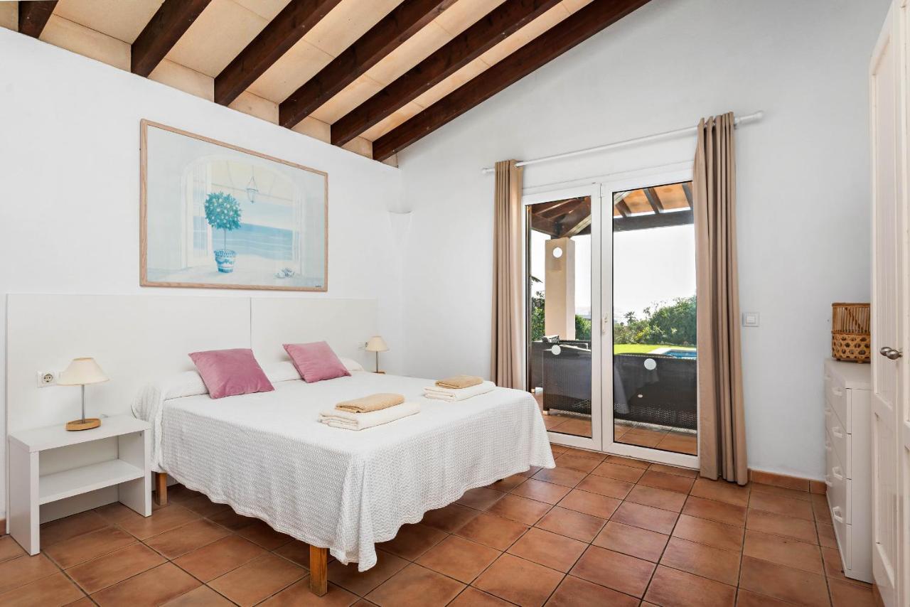 Villa Ribes Binibeca Exteriör bild